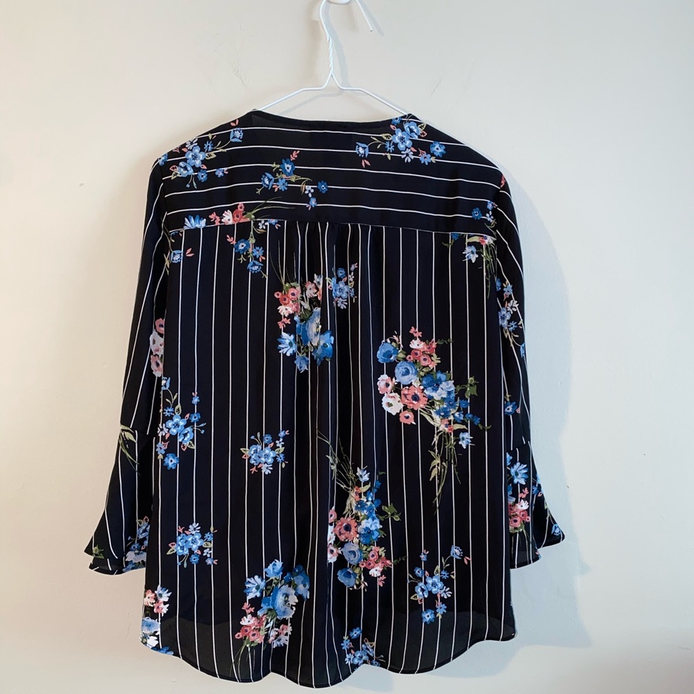 Flower stripped blouse 2XL - Picture 2 of 4